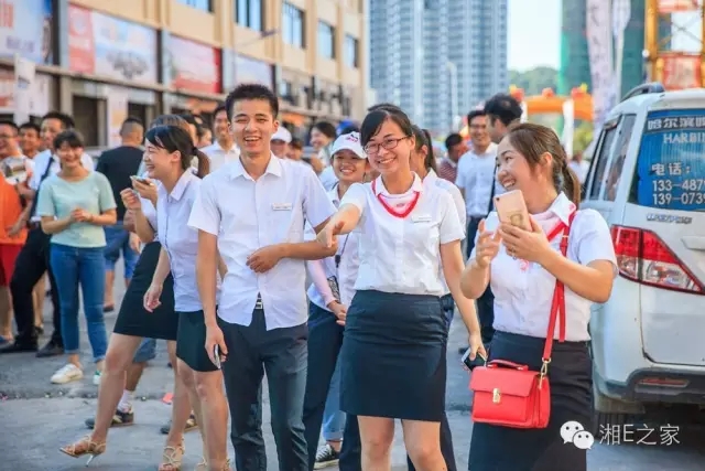 天嬌汽車文化節(jié)-一個(gè)可以吃喝玩樂(lè)的汽車節(jié)！