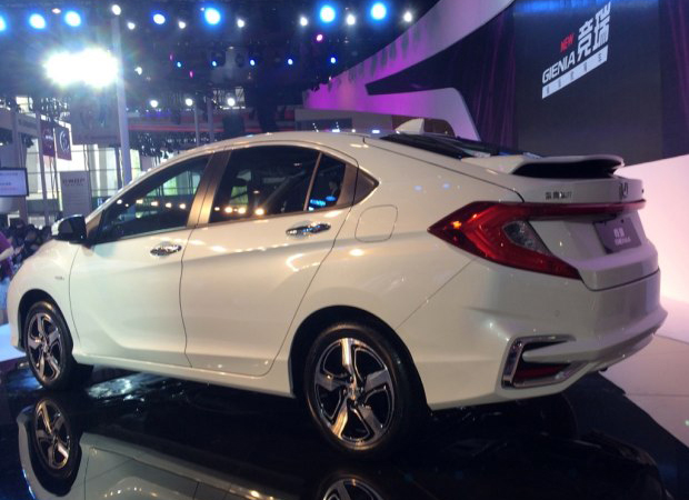 邵陽東風(fēng)本田Gienia競?cè)穑▋蓭缛鸢妫┦装l(fā)，10月18日上市