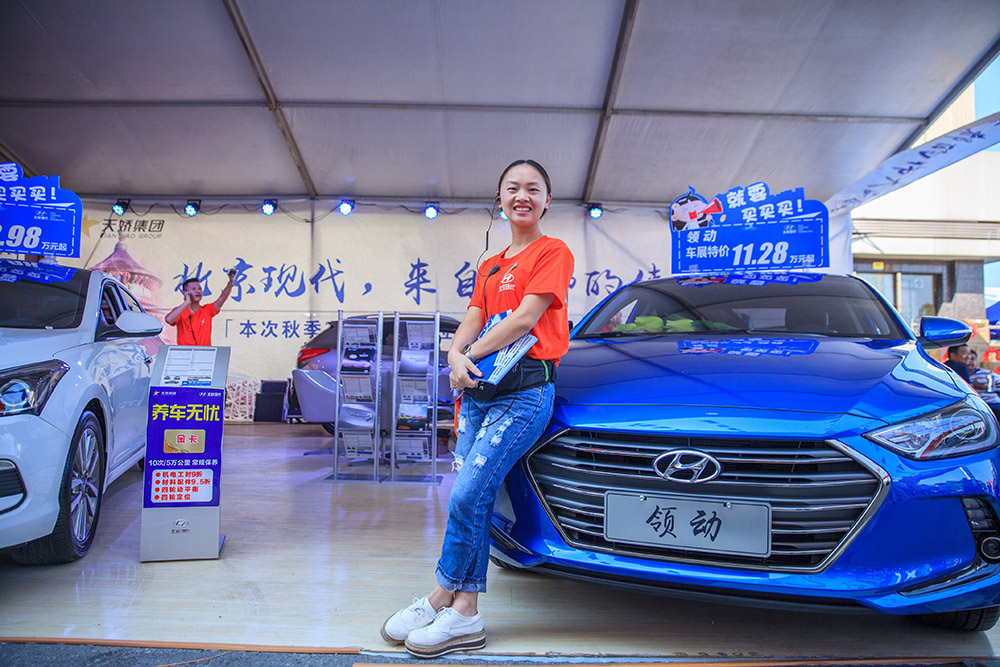 【車展第一天】遇到那個TA，放棄蘋果8......