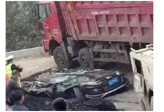 大貨車司機說大實話：“為什么我們不踩剎車”！