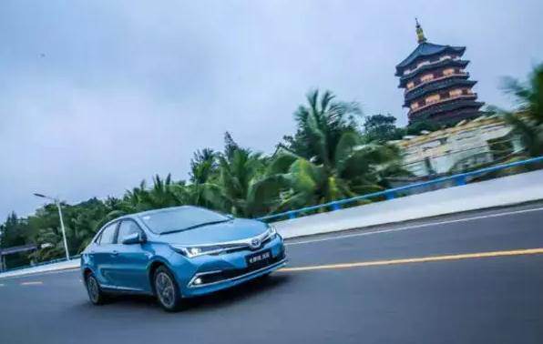 混動(dòng)=只省油？卡羅拉雙擎告訴你 沒那么簡(jiǎn)單