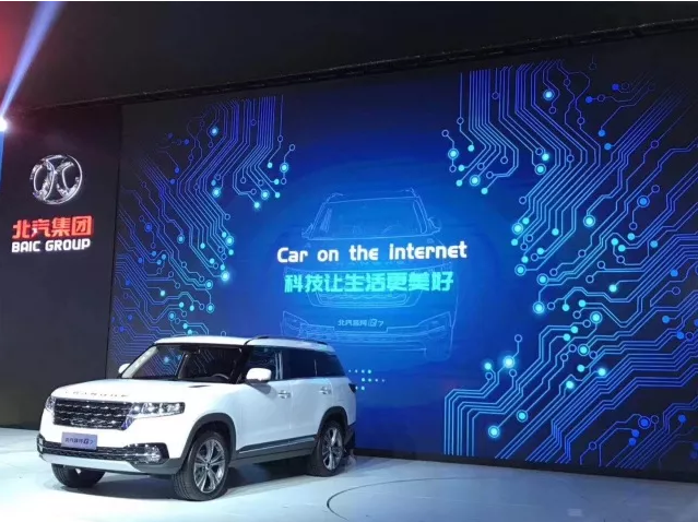 男同胞們，當(dāng)女同事上班不再化妝時(shí)，你要小心了…嘿嘿嘿