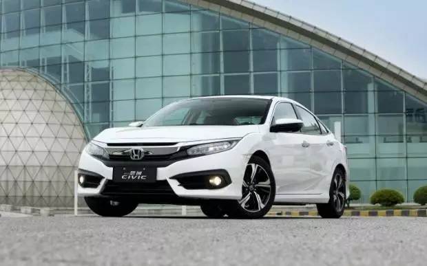 養(yǎng)眼+給力，第十代CIVIC（思域）才是年輕人標(biāo)配