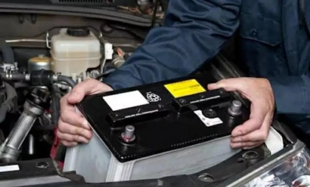 汽車電瓶壞了，可能是這幾種因素造成！